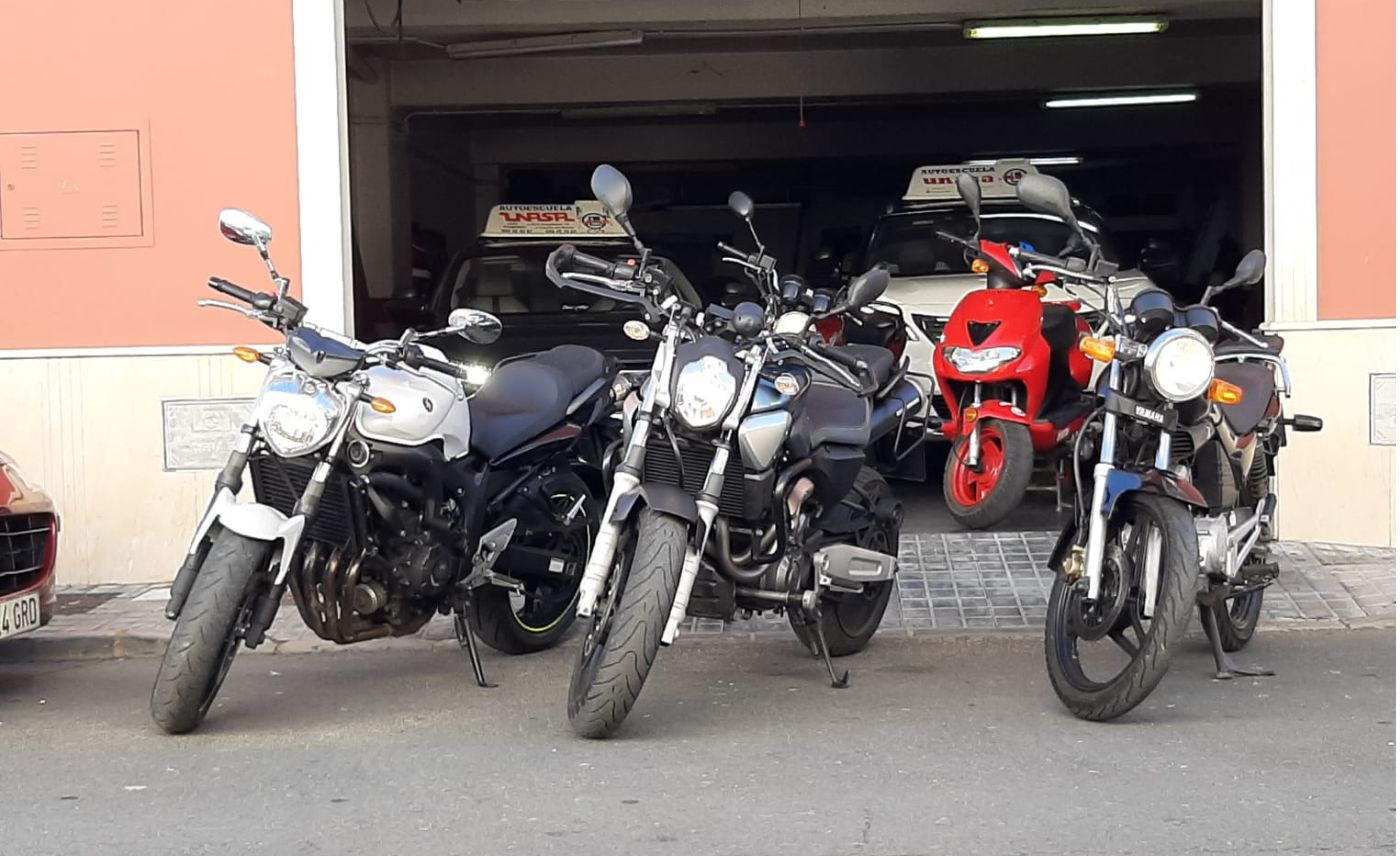 AUTOESCUELA UNASA